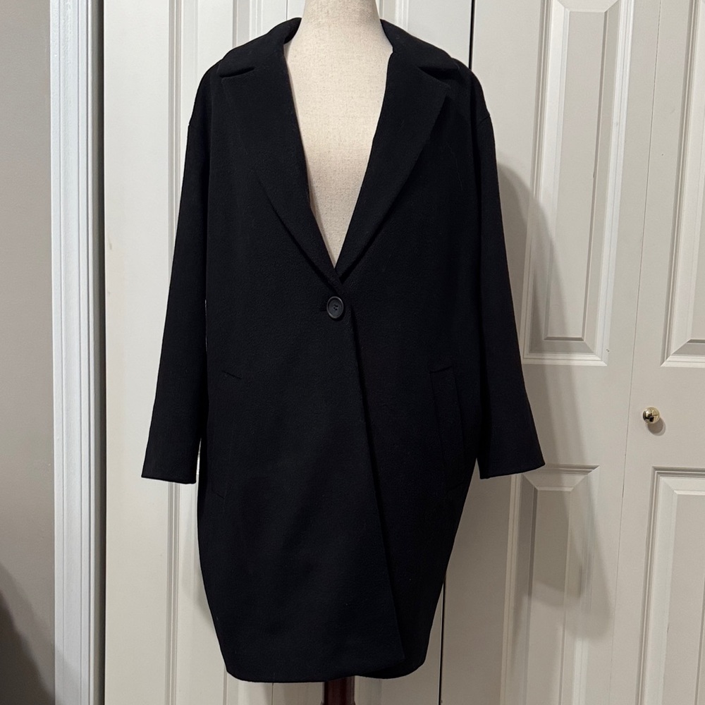Wool Single Button, Lined Women's Relaxed Coat